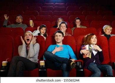 14,012 Watch Movie Cinema Theater Images, Stock Photos & Vectors ...