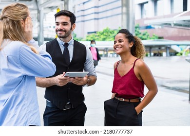 Groups Of Business People Talking About New Ideas In Business. Businessmen Are Eager To Do New Things.