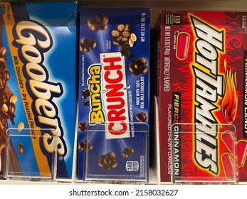 Grovetown, Ga USA - 05 10 22: Retail Store Candy Hot Tamales Goobers Nestle Crunch