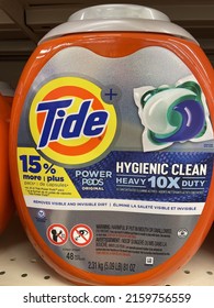 Grovetown, Ga USA - 05 18 22: Retail Store Tide Laundry Detergent 15x Clean