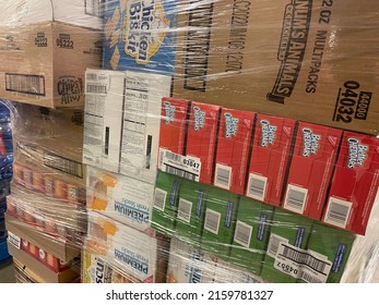 Grovetown, Ga USA - 05 18 22: Retail Store Nabisco Plastic Wrapped Pallet Delivery