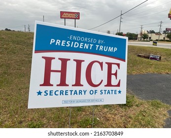 Grovetown, Ga USA - 05 22 22: Election Lawn Sign Hice