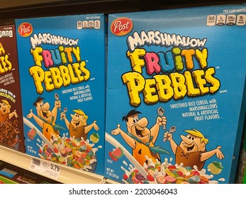 Grovetown, Ga USA - 08 24 22: Retail Grocery Store Fruity Pebbles Cereal And Price