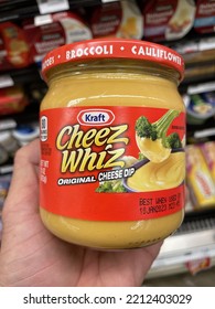 Grovetown, Ga USA - 09 24 22: Grocery Store Kraft Cheez Whiz Jar