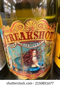 Grovetown, Ga USA - 12 15 21: Wine On A Retail Store Shelf Freakshow