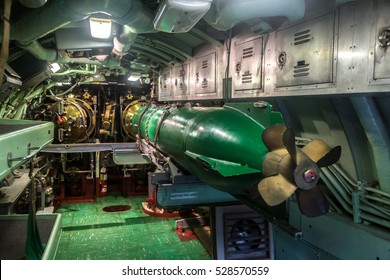 Growler Submarine Torpedo Room With Sample