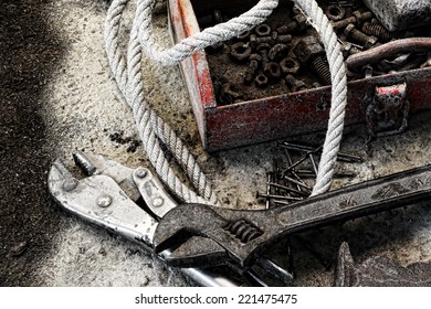 Grunge construction tools