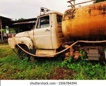 Grunge Old Oil​ Truck​ With Tank