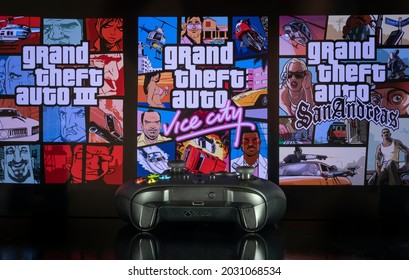 GTA Trilogy - III, Vice City And San Andreas - On TV Screen With Xbox Game Controller, 24th Aug, 2021, Sao Paulo, Brazil