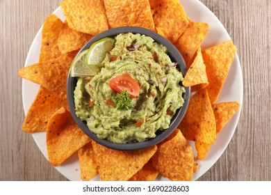 17,880 Tortilla Chips Guacamole Images, Stock Photos & Vectors ...