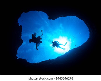 Guam Scuba Diving Underwater Photography Divers Blackwater Bonfire Scubadiving 