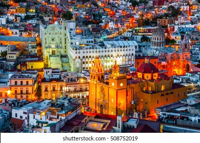 Guanajuato at night (Mexico)