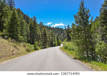 Guanella Pass road in Rocky Mountains
(Pike and San Isabel National Forest, Park County, Colorado, USA)