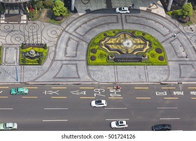 Guangzhou, China. September 2016. View Of An Avenue From The Top A A Building.