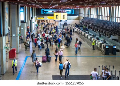 Guarulhos, SP, Brazil, December 27, 2016. Passengers At The Check-in Area In The Lobby Of André Franco Montoro International Airport, Cumbica Airport, In Guarulhos City.