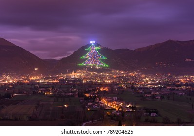 Albero Di Natale Gubbio Umbria.Albero Di Natale Di Gubbio Images Stock Photos Vectors Shutterstock