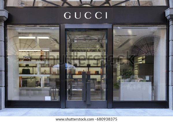 Gucci Store Ukraine Kiev July 2 Stock Photo 680938375 | Shutterstock