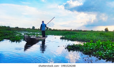 Gulang, Kudus, Jawa Tengah, 2 Juni 2020, Swamp Fishing