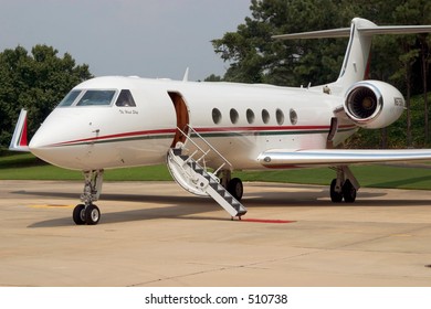 Gulfstream IV