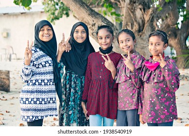 Cute Teens Maldives