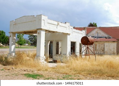 GUNNISON, UT/USA - JULY 10, 2012: The Remains Of An Old Abandoned Gas Station. Many Such Ruins Exist In Southern Utah As The Result Of Interstate Highway System