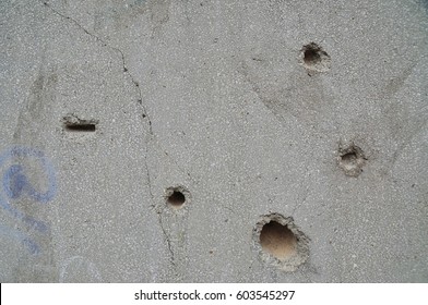 283 Gunshot Marks Images, Stock Photos & Vectors 