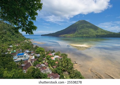 Gunung Api Volcano, Banda Islands, Indonesia