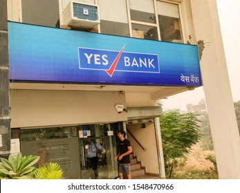 Gurgaon, Haryana,2019: Branch Of India Major Private Sector Bank Yes Bank. 