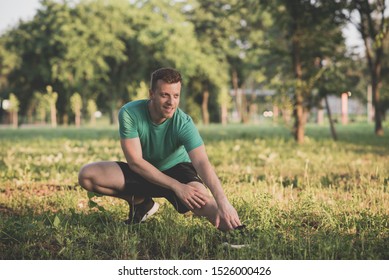 Dehnen Beine Images Stock Photos Vectors Shutterstock