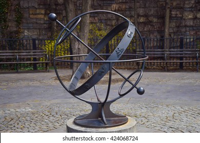 Gyroscope Sundial Brooklyn Heights