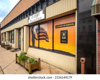 HACKETTSTOWN, NJ - MAY 14, 2022: US Army Recruitment Center. The US  Army Recruiting Command is Responsible For Manning Both The US Army and The Army Reserve 