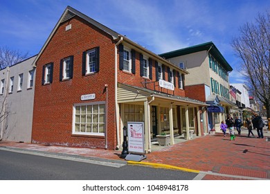 HADDONFIELD, NJ -17 MAR 2018- Located In Camden County, New Jersey, The Historic Town Of Haddonfield, Originally Occupied By Lenni Lenape Native Americans, Is A Major Paleontology Site.