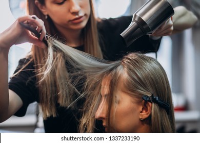 Hairdresser Images Stock Photos Vectors Shutterstock