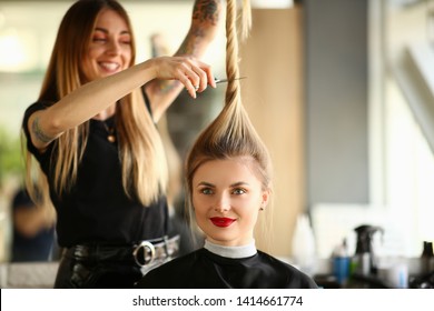 Imagenes Fotos De Stock Y Vectores Sobre Hairdresser Studio