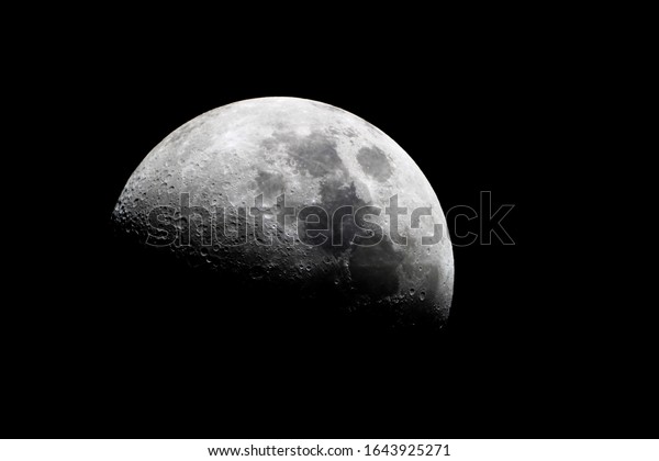 Half moon texture/ The Moon
is an astronomical body that orbits Earth as its only natural
satellite.