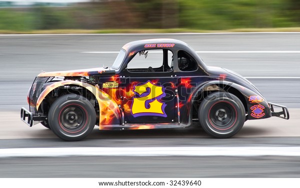 HALIFAX, NS - JUNE 19: The #2 car of Mark Whynot
during Maritime League of Legends racing action at Scotia
Speedworld, June 19,
2009.