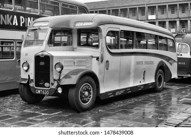 Imagenes Fotos De Stock Y Vectores Sobre Halifax England