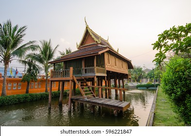 Hall for keeping the scriptures at Kamphaeng phet, Thailand