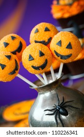 Halloween Cake Pops