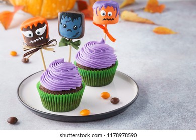 Halloween Cake Pop Images Stock Photos Vectors Shutterstock