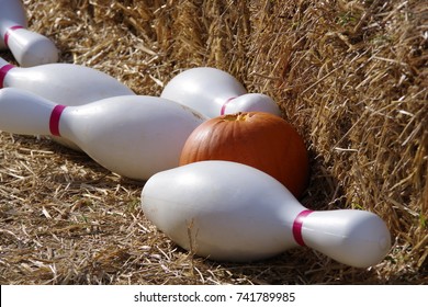 Halloween Games-pumpkin Bowling