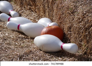 Halloween Games-pumpkin Bowling