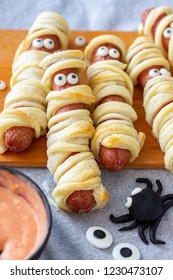 Halloween Mummy Hot Dogs