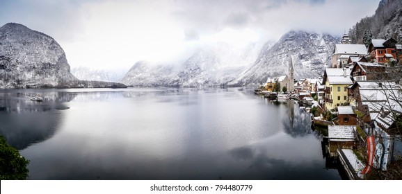 Hallstatt in winter