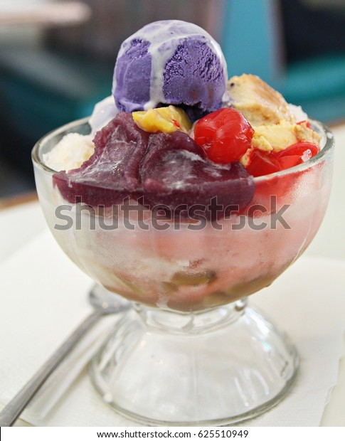 Halohalo Dessert Halohalo Famous Traditional Philippine の写真素材 今すぐ編集