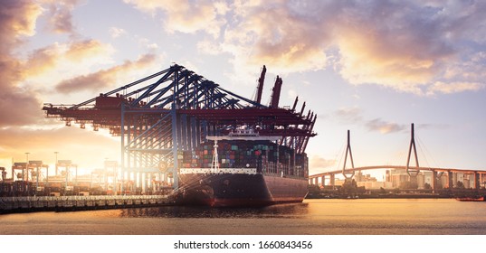 Hamburg Elbe Ship Container Port