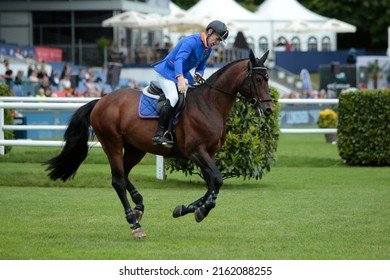 Hamburg, Germany, 26. May 2022, Marcus Ehning (GER) On Stargold, Equestrian, German Spring And Dressage Derby 2022, Show Jumping, Champions Tour