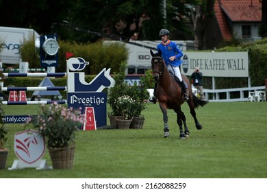 Hamburg, Germany, 26. May 2022, Marcus Ehning (GER) On Stargold, Equestrian, German Spring And Dressage Derby 2022, Show Jumping, Champions Tour