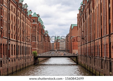 Similar – Foto Bild Hamburger Hafen bei Sonnenuntergang