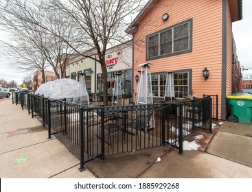 Hamburg, USA - January 2 2021: Juicy Burger Bar With Igloo Shelters For Outdoor Dining And Heat Towers 